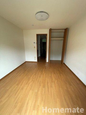 【寝室】 | フォレスト