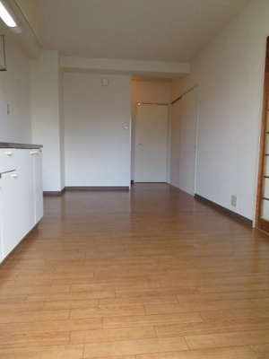 【居間・リビング】 | 中央マンション