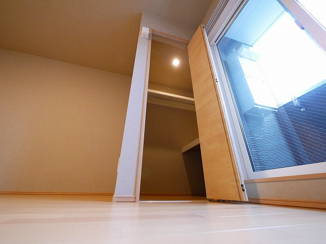 プレステ柳2丁目　弐番館の収納