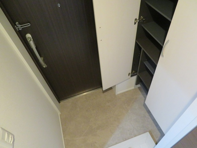 プリモアネッソの玄関