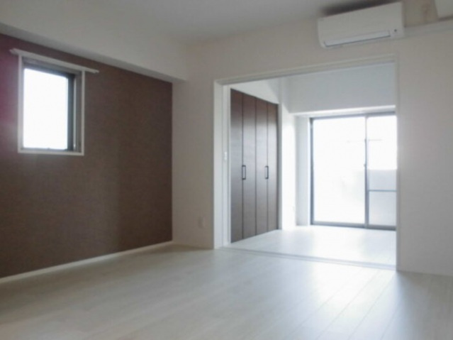 プリモアネッソの居間・リビング