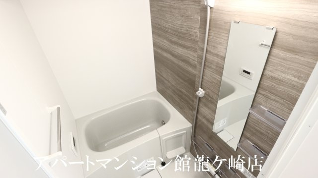 アリュール阿見の浴室