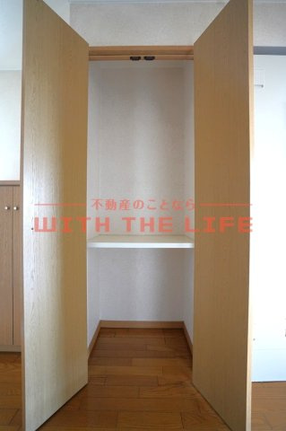 ロッヂングス東屋敷【キャッシュバック対象物件】の収納|ちょっとした収納スペースも充実しています