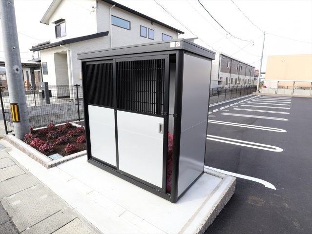 メゾン・ブリーズⅡのその他共用部分|敷地内ゴミ箱