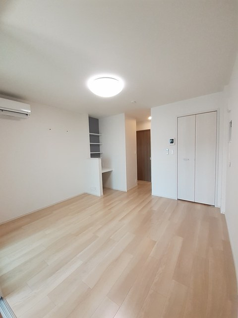 メゾン・ブリーズⅡの居間・リビング