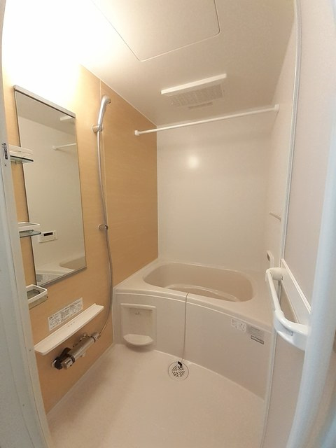 メゾン・ブリーズⅡの浴室