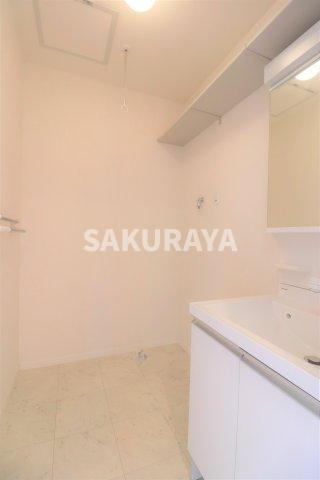 ボーセゾンの洗面所|現況と異なる場合がございます。