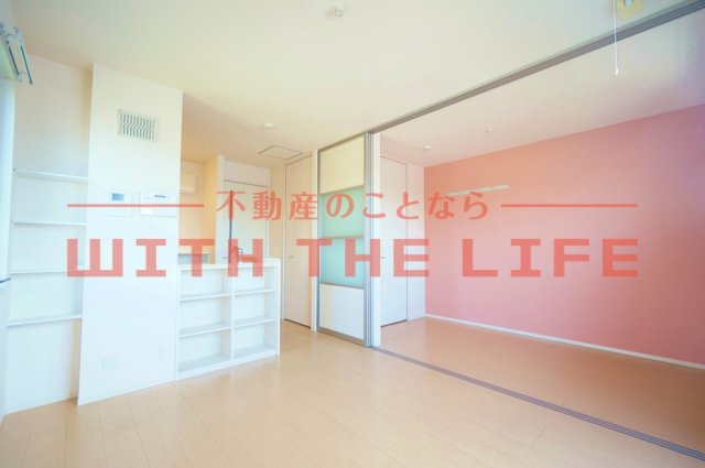 ディアラソ【キャッシュバック対象物件】の居間・リビング|壁紙の色は異なります