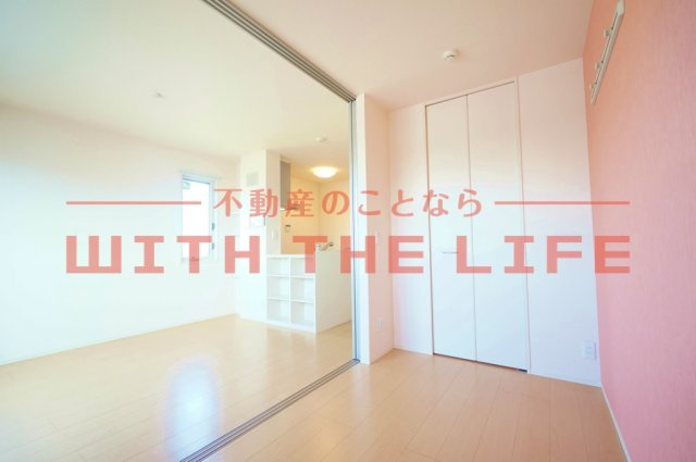 ディアラソ【キャッシュバック対象物件】の洋室|壁紙の色は異なります