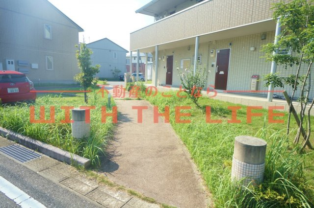 ディアラソ【キャッシュバック対象物件】のエントランス|落ち着いたエントランスです