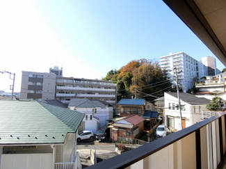 【展望】 | バルコニーからの眺望です♪2階にあるので人目が気にならないのが嬉しいですよね☆