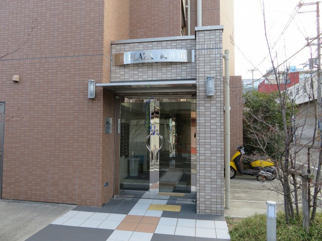 M'プラザ高井田のエントランス