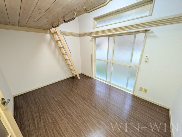 西羽田ヴィレッジの洋室