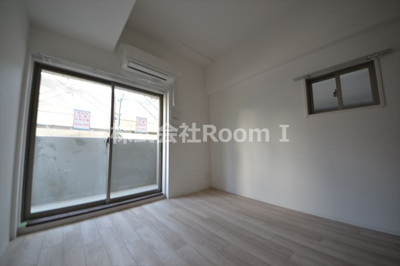 【居間・リビング】 | エスリード大阪城PREMIER | おしゃれな居間です