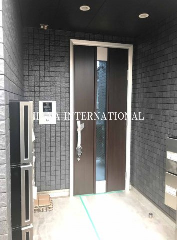 グランヴィーネIchikawaのエントランス