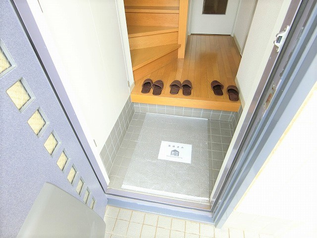 グランメール昭島Bの玄関|※別部屋のイメージ写真です。