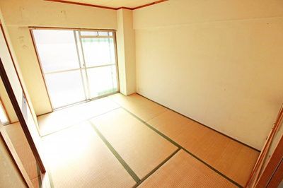 【和室】 | 駅前コーポラス | 6帖和室