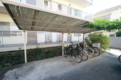【その他共用部分】 | 駅前コーポラス | 駐輪場