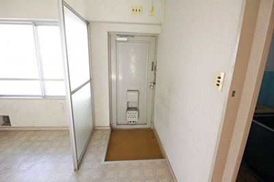 【玄関】 | 駅前コーポラス