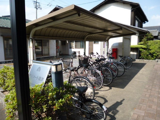 倉敷市新田のアパートのその他共用部分|自転車置き場