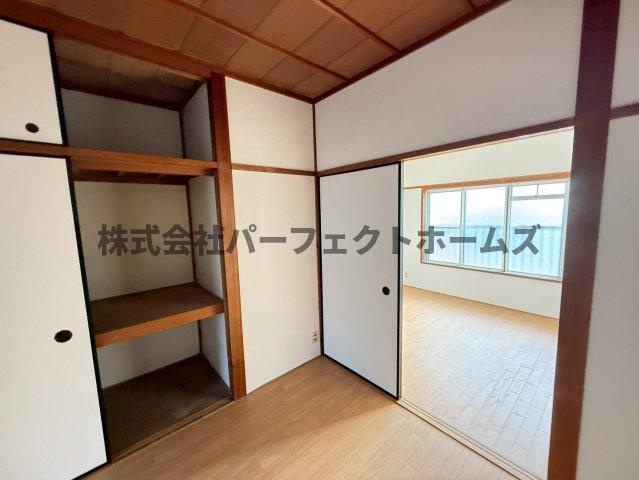 緑町マンションの収納|大きなものも収納できそうです