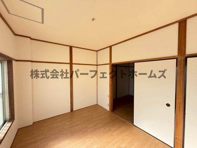緑町マンションの洋室|使い勝手のいい洋室です