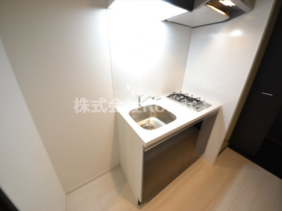 【キッチン】 | スワンズシティ大手前レーヴェ | お料理しやすいキッチンです