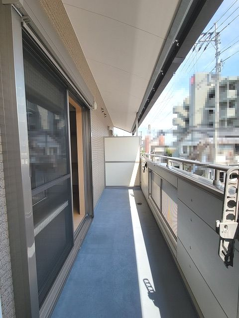 さんさんハウスのバルコニー