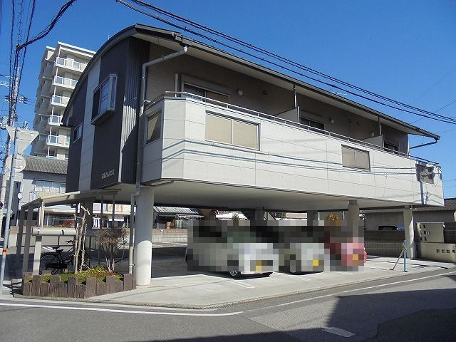 さんさんハウス