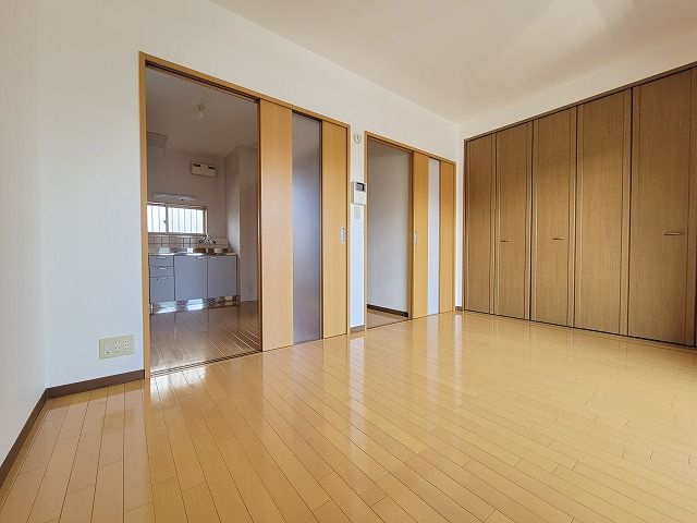 さんさんハウスの洋室