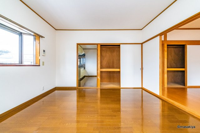 コーポエメラルドの居間・リビング|和室