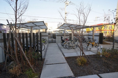 【その他共用部分】 | マイ.ファニー.コートⅡ【SHM】 | 屋根付きの駐輪場・バイク置場を完備しています！自転車やバイクがあれば通勤・通学、お買い物にも便利です☆