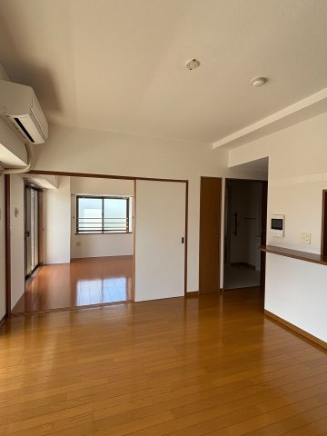 【居間・リビング】