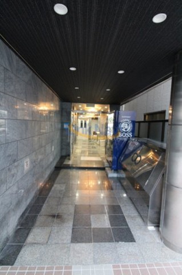 【エントランス】 | ＲＩＺＥＯＮＥ福島