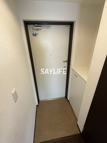 グレイスパルコートの玄関