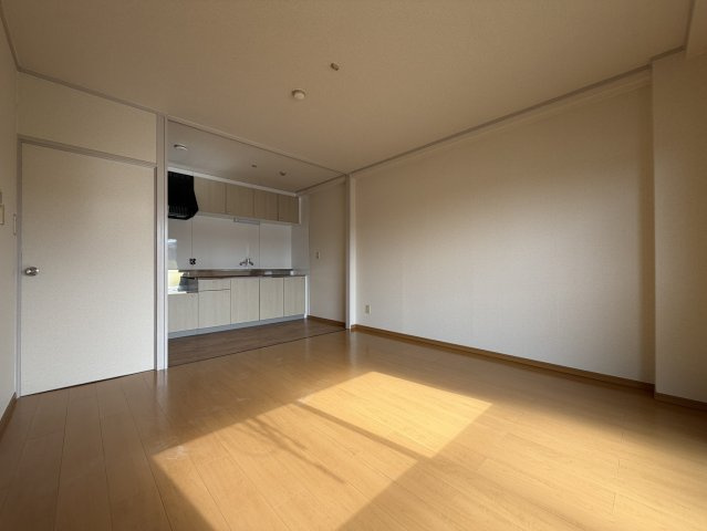 【居間・リビング】 | 野浦ハイツ