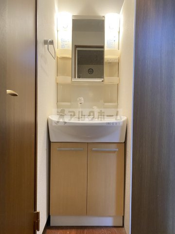 レナードユーの独立洗面台