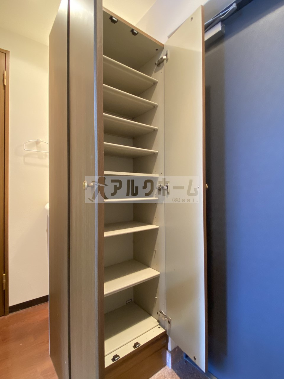 レナードユーの玄関