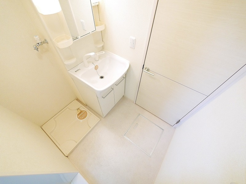 カリュオンの洗面所|広い洗面スペース