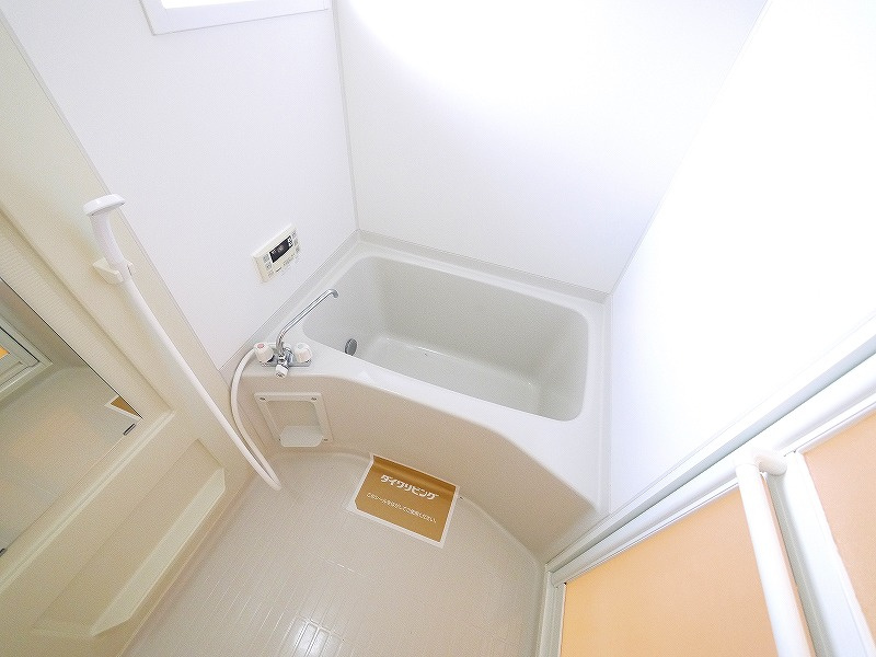 カリュオンの浴室|落ち着いた空間のお風呂です