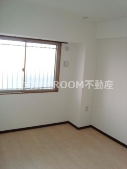 リアン都城の洋室|落ち着いた色調の洋室です