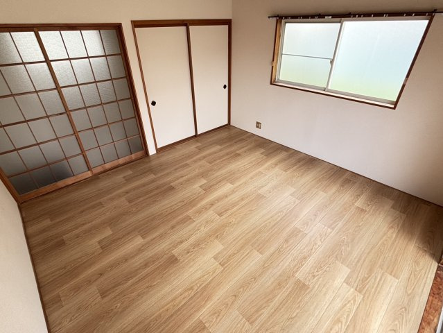 コーポみずほの洋室
