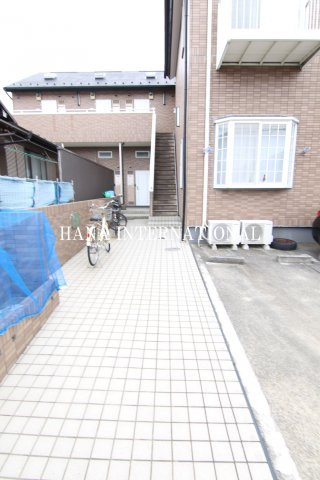 萩原ハイツのエントランス