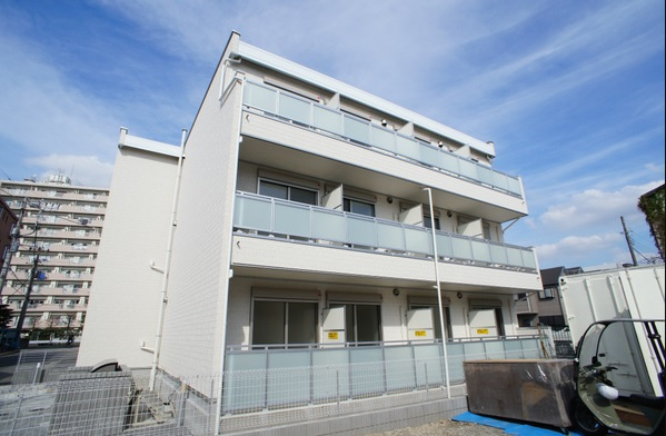リブリ・AZULの外観