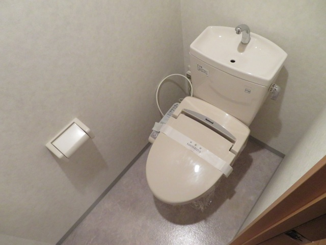 メルベーユ高井田のトイレ