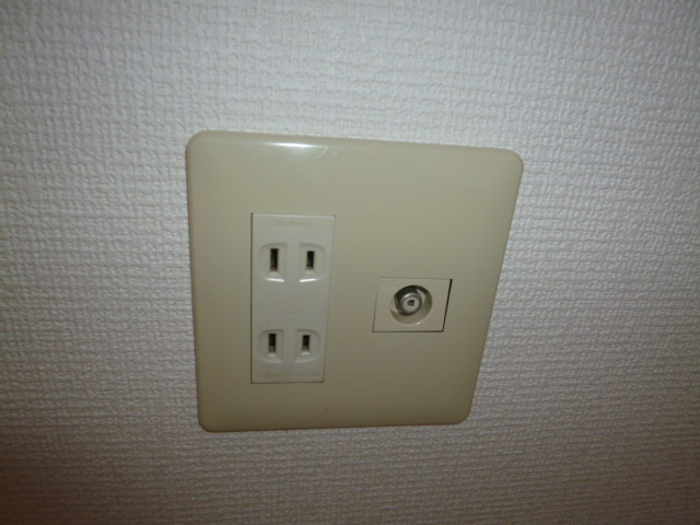 メゾンヴァントワァＢのその他|電話モジュラー
