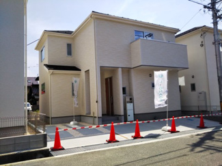 【外観】 | 平日・休日問わずご案内可能です！
お気軽にお問い合わせ下さい☆