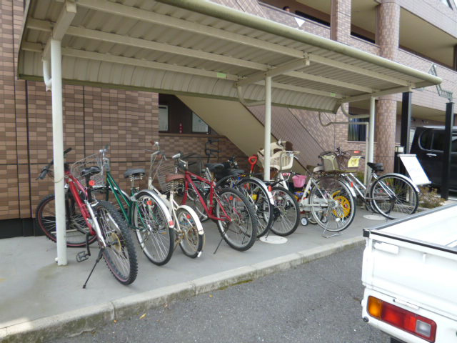 メイプルハウスのその他共用部分|自転車置き場
