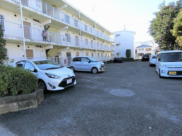 グリーンパーク田園19号の駐車場