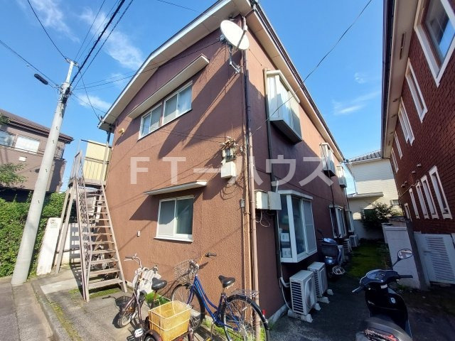 ハイツ前原の外観